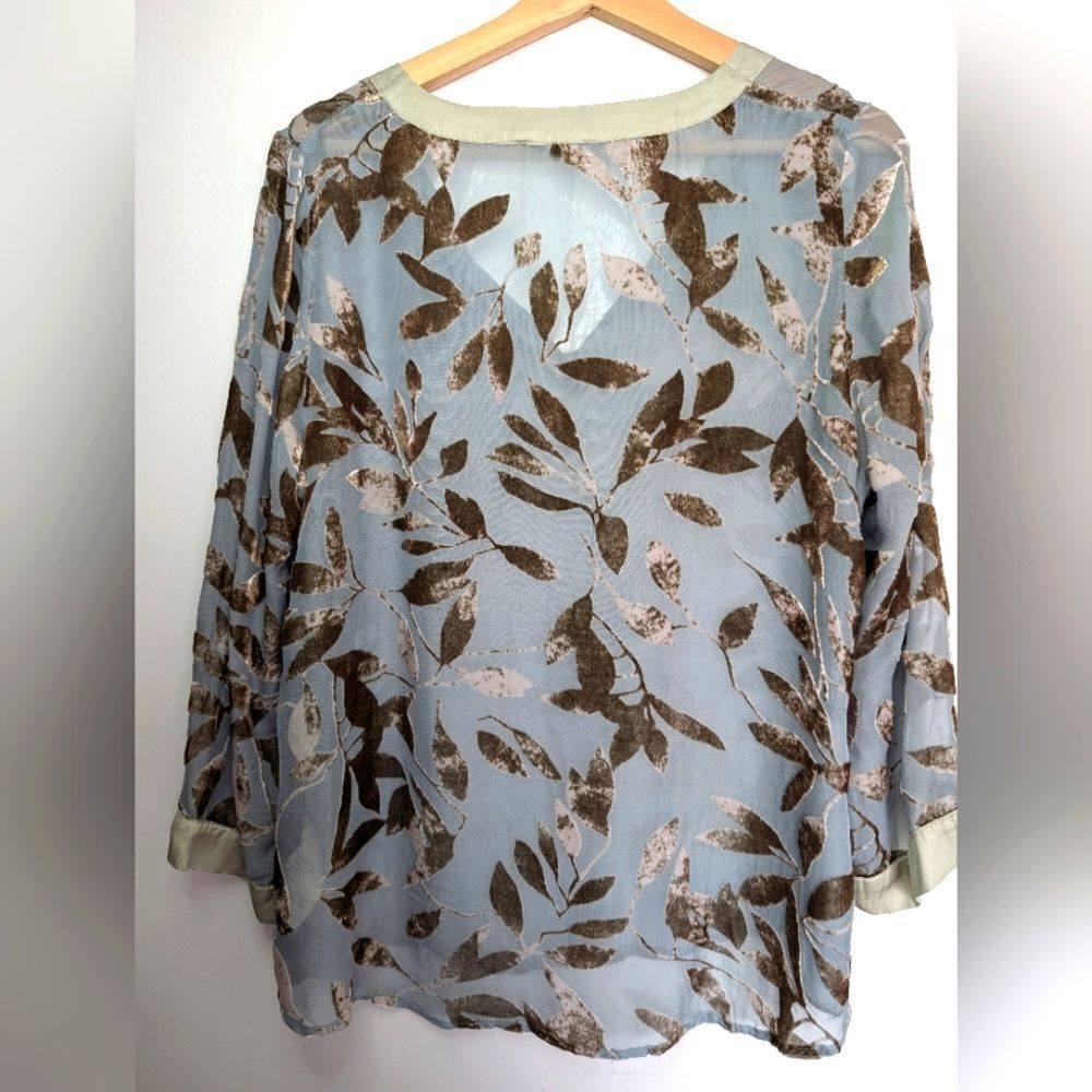 Nile (Swiss Brand) Silk Floral Burnout Velvet  Grey Blue Size M - Picture 13 of 14